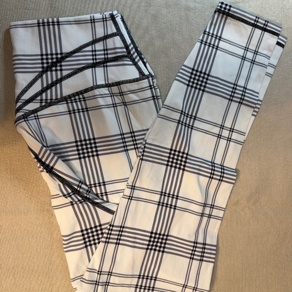 Buffbunny Leggings - Large